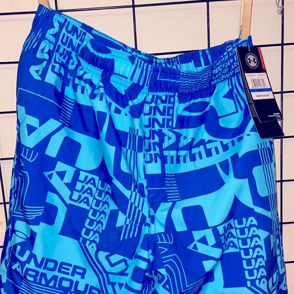 BNWT BOYS YXL Swim Trunks